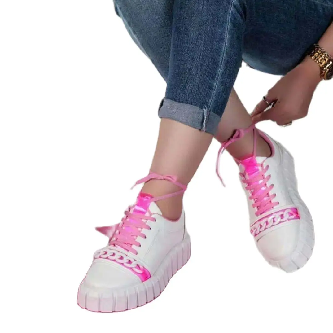 2021 autumn women's round head belt spell color Korean version of recreational sports shoes thick sole shoes
2021 autumn women's round head belt spell color Korean version of recreational sports shoes thick sole shoes