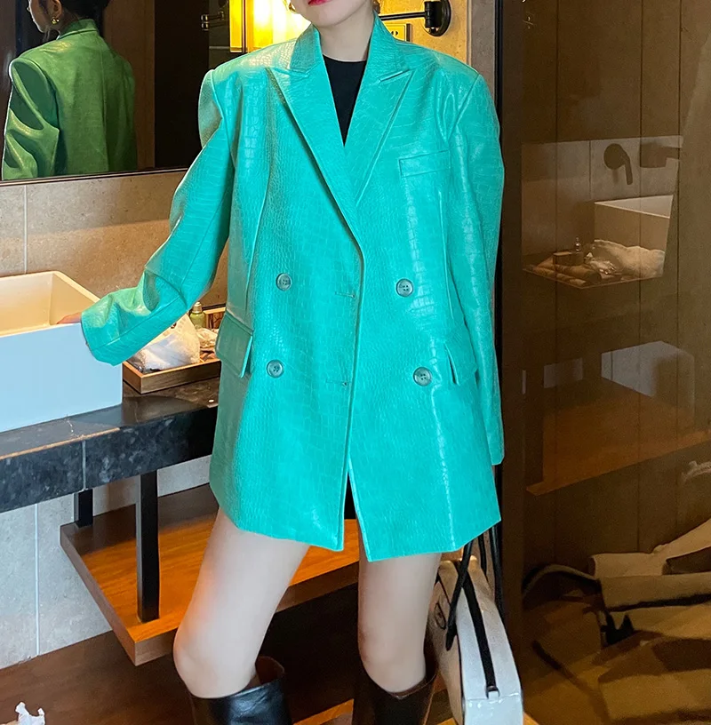 2021 Spring Autumn New Green Double Breasted Pu Leather Jacket Women Fashion Lapel Long Sleeve Loose Outerwear Female Tide H1132
2021 Spring Autumn New Green Double Breasted Pu Leather Jacket Women Fashion Lapel Long Sleeve Loose Outerwear Female Tide H1132