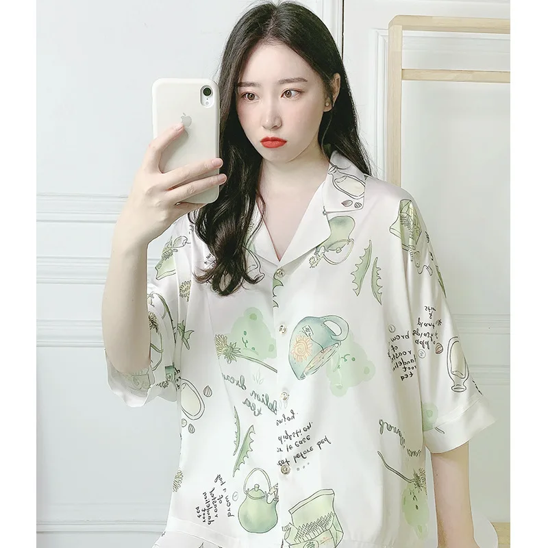 Summer Imitation Silk Satin Pajamas Women Thin Short Sleeve Cartoon Version of Japanese Women's Home Clothes Two-piece Sets 1843 
Summer Imitation Silk Satin Pajamas Women Thin Short Sleeve Cartoon Version of Japanese Women's Home Clothes Two-piece Sets 1843
