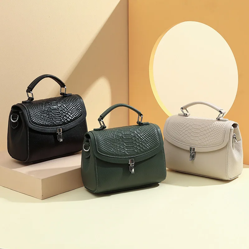 Брендовая женская сумка-тоут через плечо, дорожная сумка-мессенджер из натуральной кожи для женщин, 2022, повседневные винтажные женские сумк...
Брендовая женская сумка-тоут через плечо, дорожная сумка-мессенджер из натуральной кожи для женщин, 2022, повседневные винтажные женские сумк...