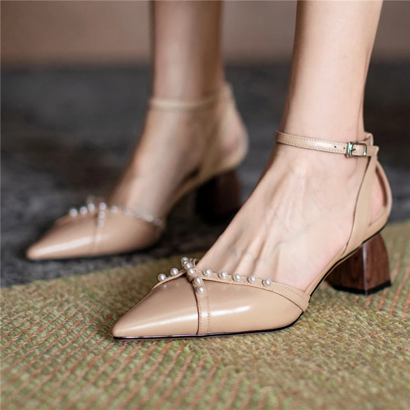 CONASCO Summer Ankle Strap Pointed Toe Women Sandals Elegant New Pearl Genuine Leather Thick Heels Shoes Woman High Quality 2021
CONASCO Summer Ankle Strap Pointed Toe Women Sandals Elegant New Pearl Genuine Leather Thick Heels Shoes Woman High Quality 2021