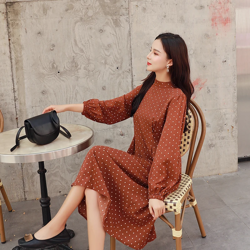 XIBUSANA 2020 Autumn Stand Neck Vintage Dot Dresses Women High Waist Long Sleeve Female A-line Dress Casual Long Vestidos Femme
XIBUSANA 2020 Autumn Stand Neck Vintage Dot Dresses Women High Waist Long Sleeve Female A-line Dress Casual Long Vestidos Femme