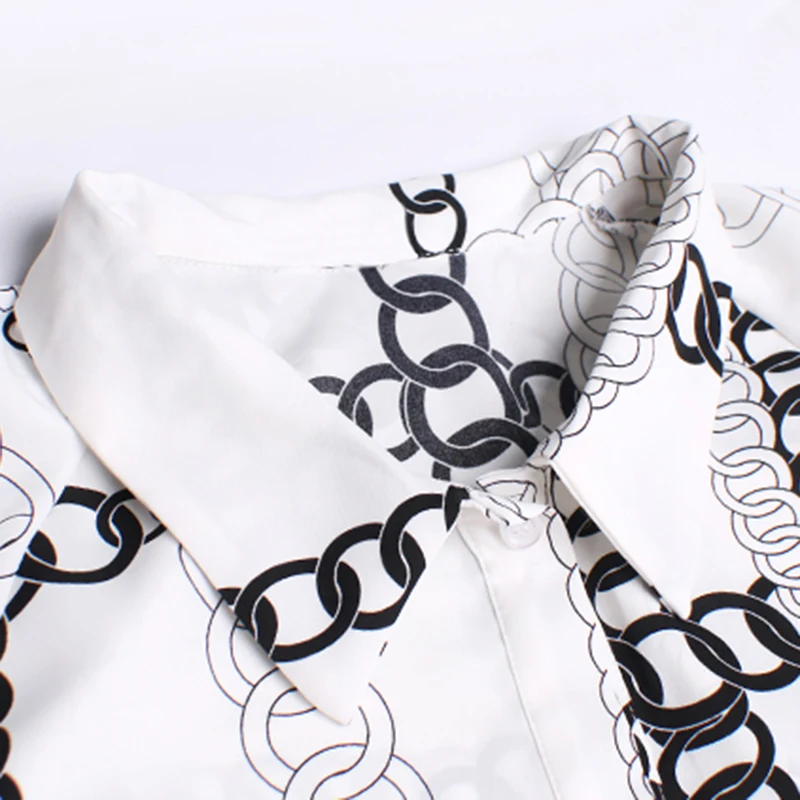CHICEVER Print Shirts For Women O Neck Flare Long Sleeve Print Hit Color Oversized Designer Blouses Female 2021 Spring Clothing
CHICEVER Print Shirts For Women O Neck Flare Long Sleeve Print Hit Color Oversized Designer Blouses Female 2021 Spring Clothing