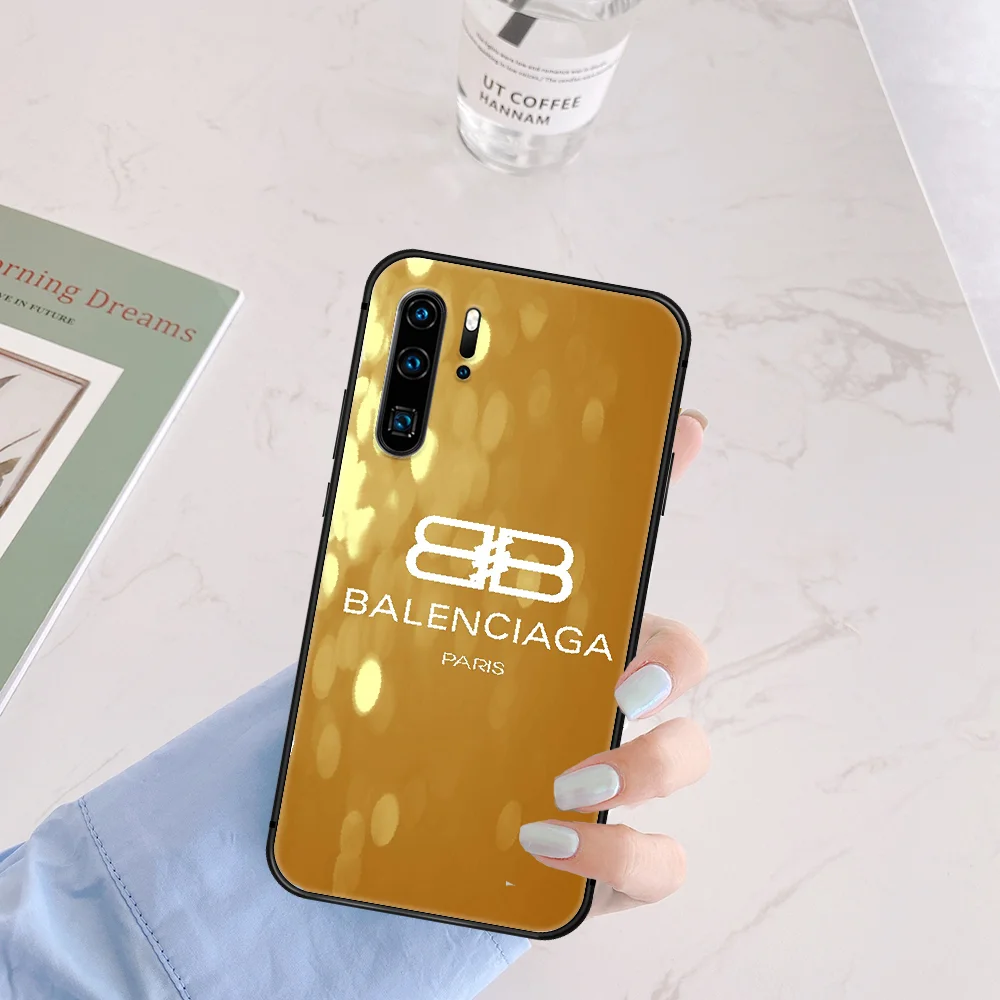 Luxury Brand French Phone Case For Huawei P Mate 10 20 30 40 Pro Lite Smart 2019 2021 black Cover 3D Cell Luxury Coque Trend
Luxury Brand French Phone Case For Huawei P Mate 10 20 30 40 Pro Lite Smart 2019 2021 black Cover 3D Cell Luxury Coque Trend