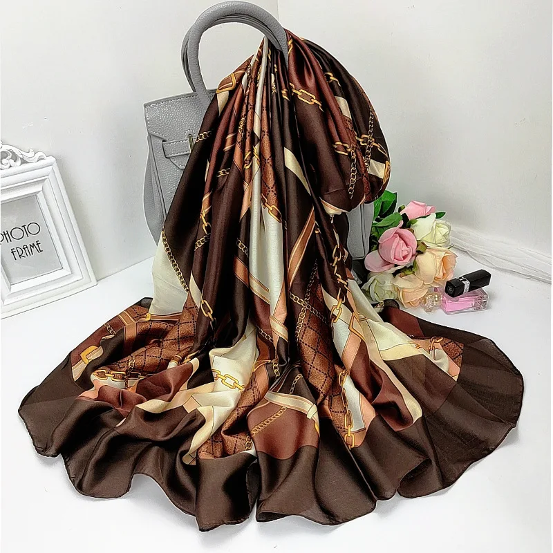 New Lattice Print Scarves Female High-Grade Silk Scarf Popular Kerchief Beach Towel Fashion Chain Bandana Summer 180X90CM Shawl
New Lattice Print Scarves Female High-Grade Silk Scarf Popular Kerchief Beach Towel Fashion Chain Bandana Summer 180X90CM Shawl