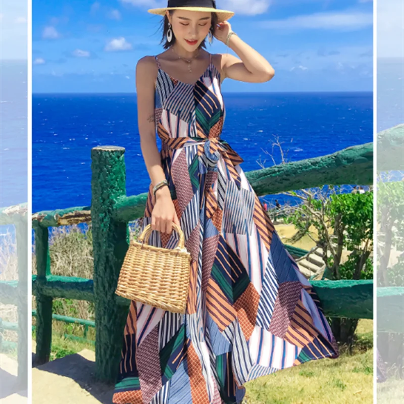 Swimsuit dress Long Skirt Seaside Resort Beach Skirt 2019 Summer Bohemia Long Skirt Ethnic Wind-dew Back Chiffon Suspended Dress
Swimsuit dress Long Skirt Seaside Resort Beach Skirt 2019 Summer Bohemia Long Skirt Ethnic Wind-dew Back Chiffon Suspended Dress