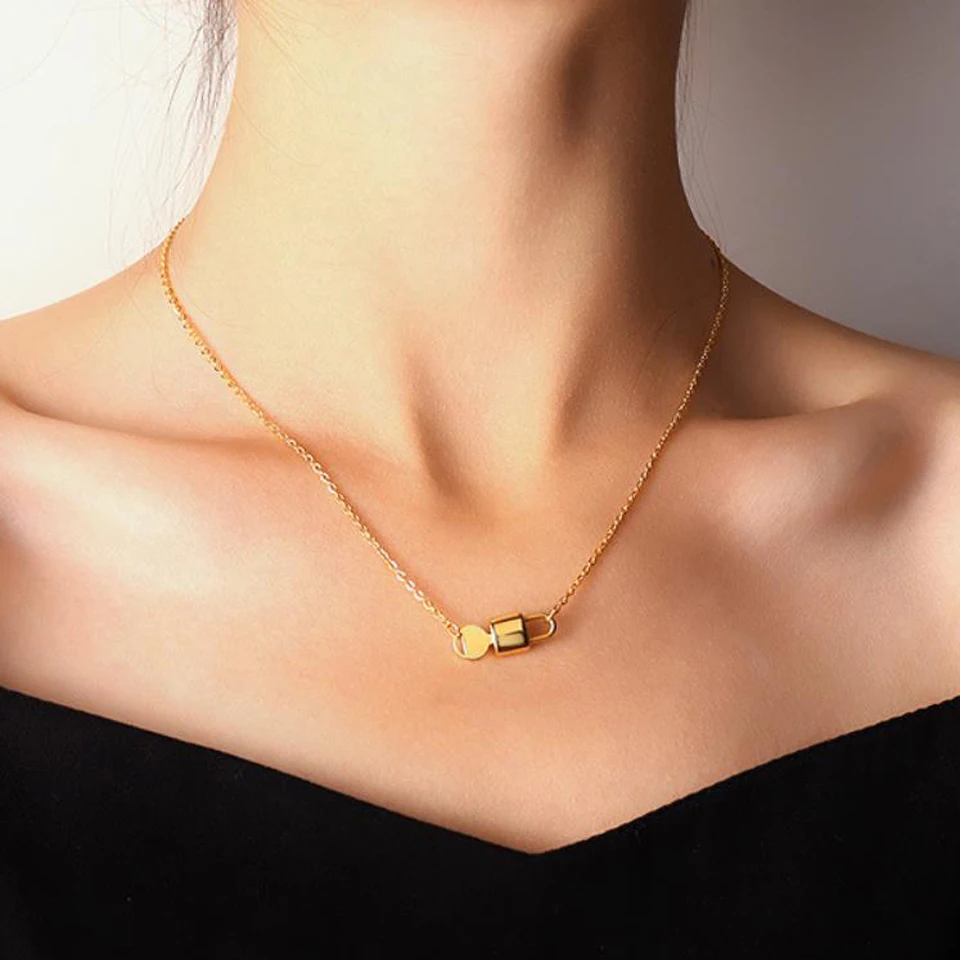 New Arrivals Love Lock Key Pendant Necklace for Women Stainless Steel Clavicle Chain Necklace Jewelry Wholesale
New Arrivals Love Lock Key Pendant Necklace for Women Stainless Steel Clavicle Chain Necklace Jewelry Wholesale