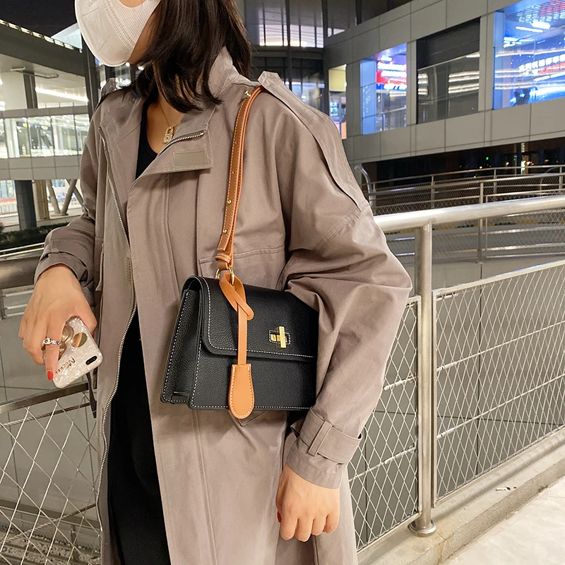 Fashion Solid Color Pu Leather Shoulder Bags for Women 2021 New High Quality Casual Concise Crossbody Small Square Bag
Fashion Solid Color Pu Leather Shoulder Bags for Women 2021 New High Quality Casual Concise Crossbody Small Square Bag