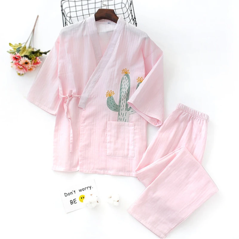 Women's 100% cotton pajamas double gauze short-sleeved trousers cute kimono home service casual suit
Women's 100% cotton pajamas double gauze short-sleeved trousers cute kimono home service casual suit