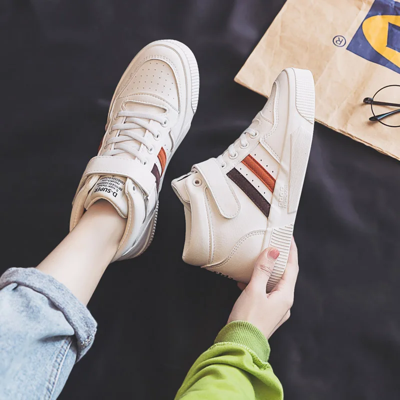 Женские кроссовки с высоким верхом, Вулканизированная подошва, удобная демпфирующая обувь, повседневная обувь с буквенным движением, на ве...
Женские кроссовки с высоким верхом, Вулканизированная подошва, удобная демпфирующая обувь, повседневная обувь с буквенным движением, на ве...