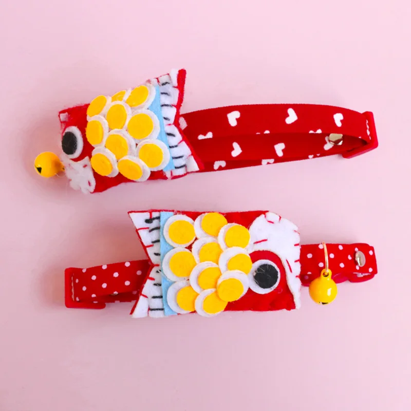 1PCS Cute Koi Good Luck Cat Dog Collar Love/Spot Print Nylon Pet Adjustable Bell Collar R Japanese Fashion New Cat Accessories
1PCS Cute Koi Good Luck Cat Dog Collar Love/Spot Print Nylon Pet Adjustable Bell Collar R Japanese Fashion New Cat Accessories