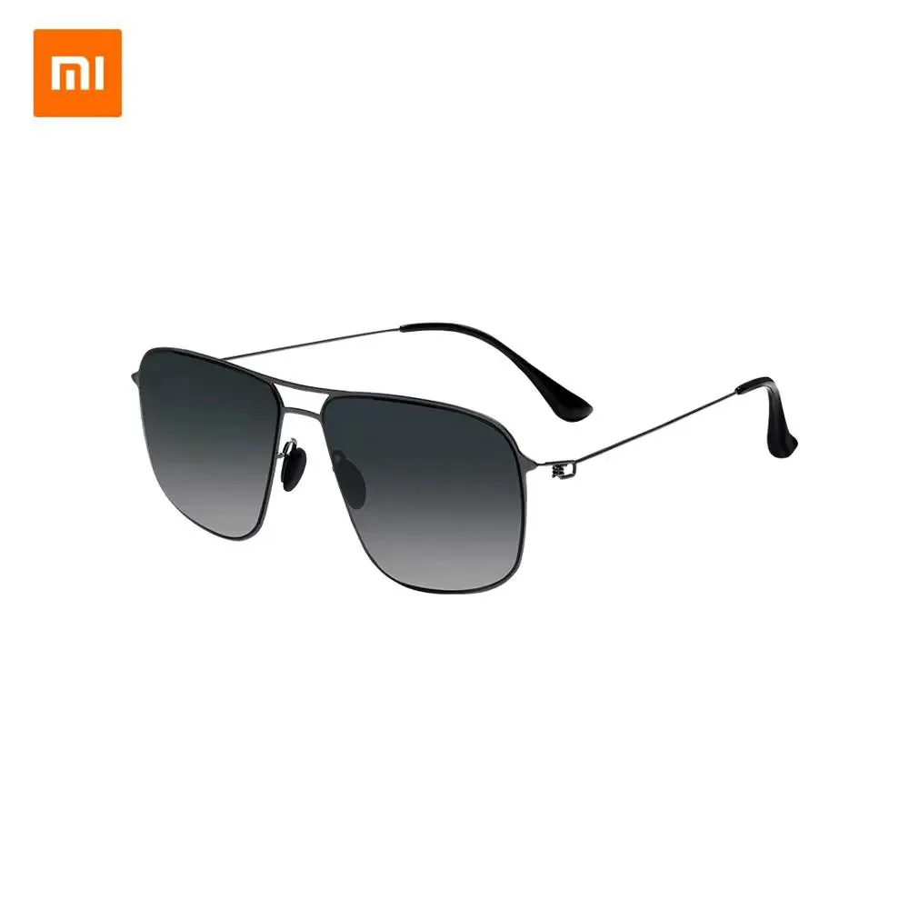 Xiaomi Classic Frame Sunglasses Pro Anti-UV Ultra light Gradient Gray Classic Square Stainless Steel Frame Polarized Lens
Xiaomi Classic Frame Sunglasses Pro Anti-UV Ultra light Gradient Gray Classic Square Stainless Steel Frame Polarized Lens