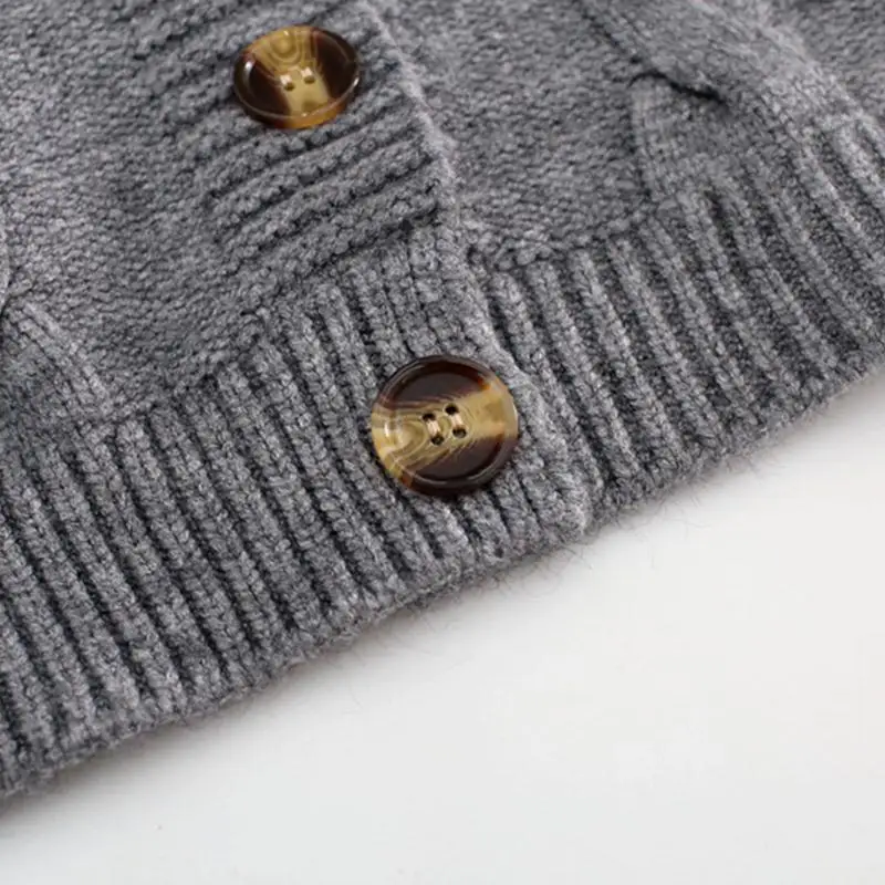 Autumn Winter Short High Waist Solid Color Sweater Women Single-breasted Knit Cardigan Small Sweter Women Jacket New Top Femme
Autumn Winter Short High Waist Solid Color Sweater Women Single-breasted Knit Cardigan Small Sweter Women Jacket New Top Femme