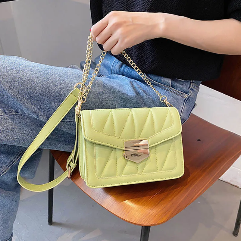 Модные женские сумки-мессенджеры с вышивкой, Новинка лета 2021, женская сумка через плечо, высококачественные Сумки из искусственной кожи под...
Модные женские сумки-мессенджеры с вышивкой, Новинка лета 2021, женская сумка через плечо, высококачественные Сумки из искусственной кожи под...