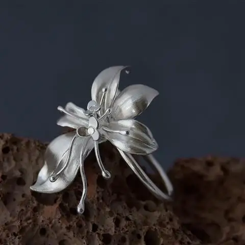 New Product Nine Nine Allure National Style Original Design Orchid Index Finger Big Ring Adjustable Open Ring Fashion Trend
New Product Nine Nine Allure National Style Original Design Orchid Index Finger Big Ring Adjustable Open Ring Fashion Trend