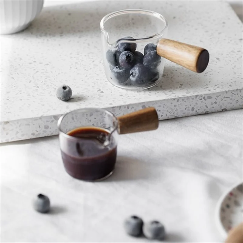 Multi-functional Taste Dish Coffee Mini Milk Cup Hand-draw Sauce Dish With Handle Glass Sauce Vinegar Snack Plate Tableware
Multi-functional Taste Dish Coffee Mini Milk Cup Hand-draw Sauce Dish With Handle Glass Sauce Vinegar Snack Plate Tableware