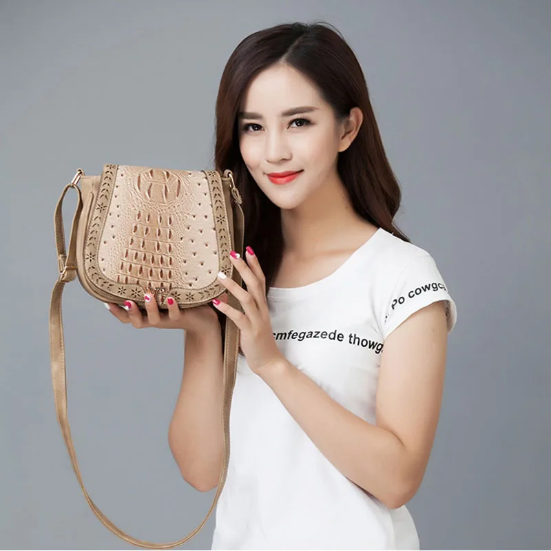 LILY QUEEN Women Luxury Crossbody Bag Alligator Saddle Shoulder Bags Handbag Ladies Sac
LILY QUEEN Women Luxury Crossbody Bag Alligator Saddle Shoulder Bags Handbag Ladies Sac
