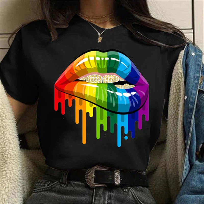 Red Lips Graphic Printed Female Black Tshirts Summer New Fashion Women Short Sleeve T-shirt 90s Grils Casual Harajuku Tops Tee
Red Lips Graphic Printed Female Black Tshirts Summer New Fashion Women Short Sleeve T-shirt 90s Grils Casual Harajuku Tops Tee