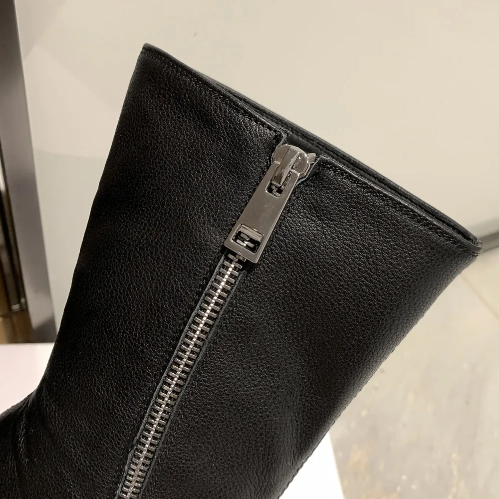Women's genuine leather kitten heel pointed toe autumn mid-calf boots side zip female soft comfortable half boots shoes women
Women's genuine leather kitten heel pointed toe autumn mid-calf boots side zip female soft comfortable half boots shoes women
