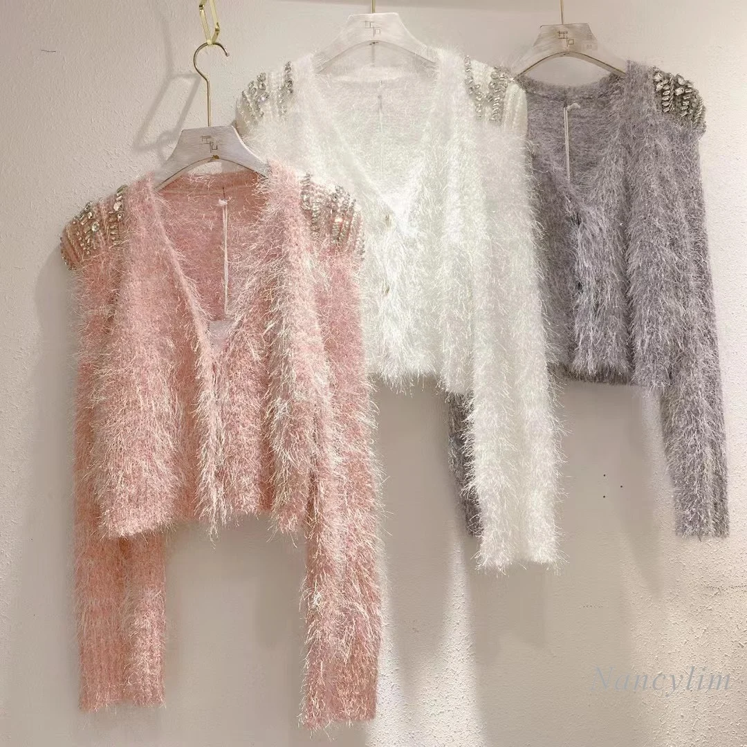 Rhinestone Beaded Shoulder Cardigan Woman 2021 Autumn New Elegant V-neck Plush Short Sweater Coat Lady Chic Top Solid Color
Rhinestone Beaded Shoulder Cardigan Woman 2021 Autumn New Elegant V-neck Plush Short Sweater Coat Lady Chic Top Solid Color