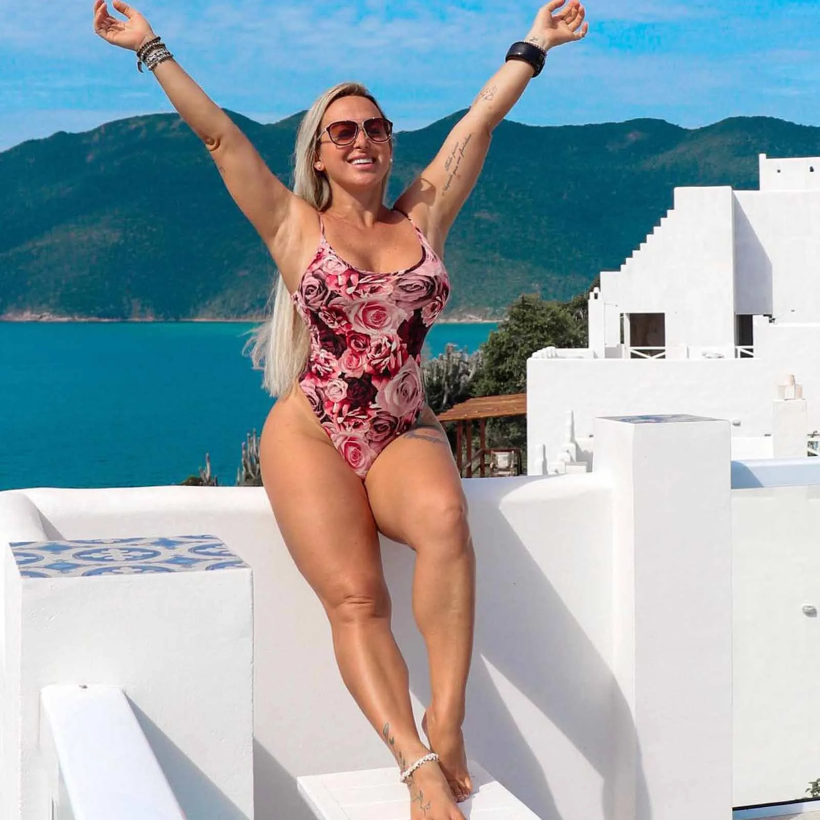Women Sexy Fashion Floral One Piece Swimsuit Sexy Open Back Swimwear Women Monokini Swimsuit Bodysuit Bathing Suit Beachwear
Women Sexy Fashion Floral One Piece Swimsuit Sexy Open Back Swimwear Women Monokini Swimsuit Bodysuit Bathing Suit Beachwear