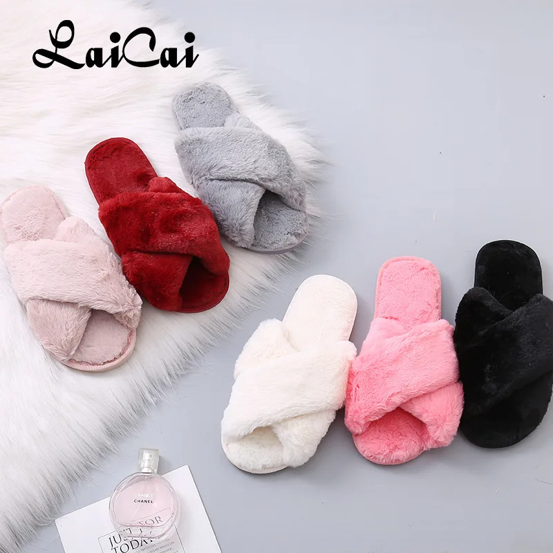 LaiCai 2021 Winter Women Furry Slippers Flat Fluffy Soft Fur House Slides Floor Non Slip Warm Fashion Indoor Shoes Ladies
LaiCai 2021 Winter Women Furry Slippers Flat Fluffy Soft Fur House Slides Floor Non Slip Warm Fashion Indoor Shoes Ladies
