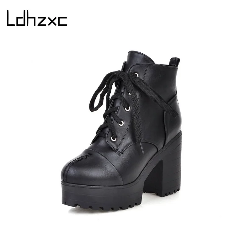 LDHZXC Ankle Strap Women Boots Solid Black Punk Style Female Short Boots Two-pieces Lace Up Ladies Shoes Plus Size 34-44
LDHZXC Ankle Strap Women Boots Solid Black Punk Style Female Short Boots Two-pieces Lace Up Ladies Shoes Plus Size 34-44