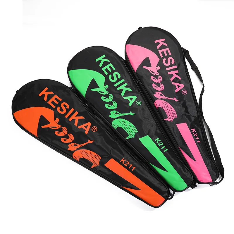 The badminton racket can be played with iron alloy and 2 pieces of uniform are used for training beginners
The badminton racket can be played with iron alloy and 2 pieces of uniform are used for training beginners