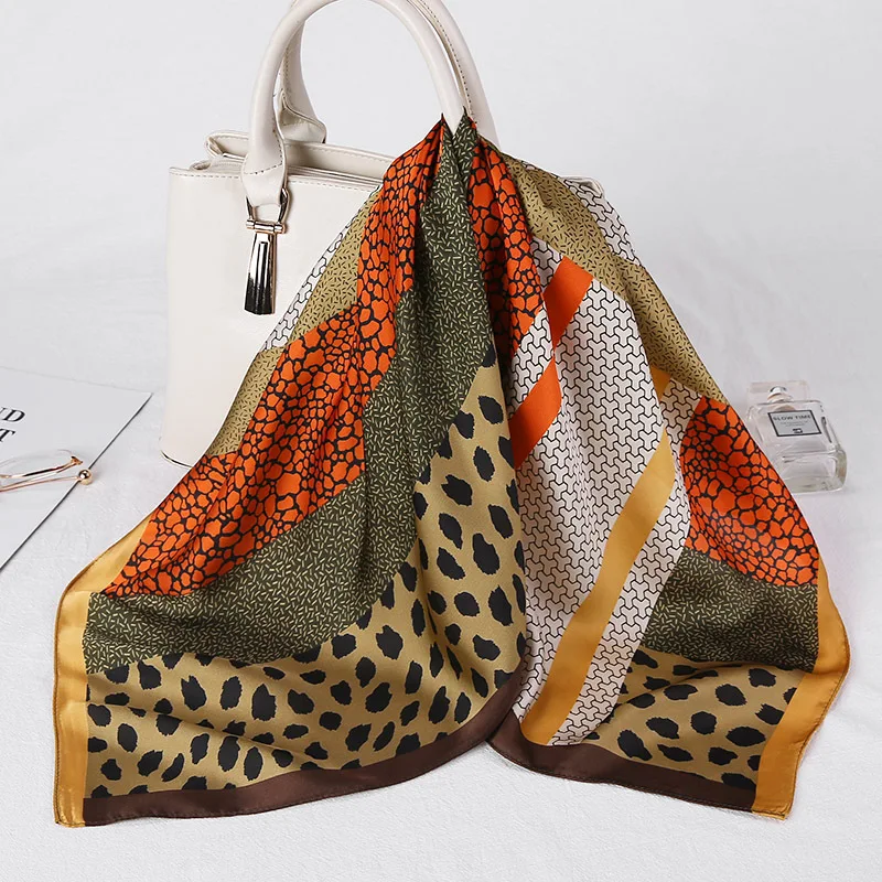2021 New Floral Square Silk Scarves for Women Foulard Neck Hair Scarves Head Band Wraps Elegant Office Lady Neckerchief
2021 New Floral Square Silk Scarves for Women Foulard Neck Hair Scarves Head Band Wraps Elegant Office Lady Neckerchief