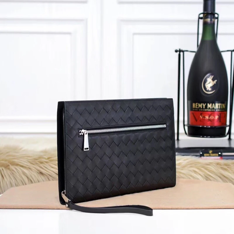 Men's Clutch Bag 100% Cowhide Woven Envelope Bag Brand Handbags Luxury Designer Fashion Business Card Wallet Man Soft
Men's Clutch Bag 100% Cowhide Woven Envelope Bag Brand Handbags Luxury Designer Fashion Business Card Wallet Man Soft