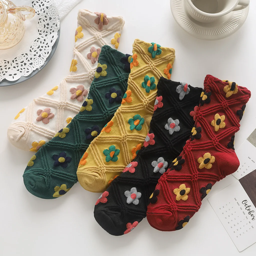 Women Autumn Winter Socks Ladies Cotton Warm Sock Knitting Flowers Pattern Fresh Female Soft Happy Socks 2021 Fast delivery
Women Autumn Winter Socks Ladies Cotton Warm Sock Knitting Flowers Pattern Fresh Female Soft Happy Socks 2021 Fast delivery