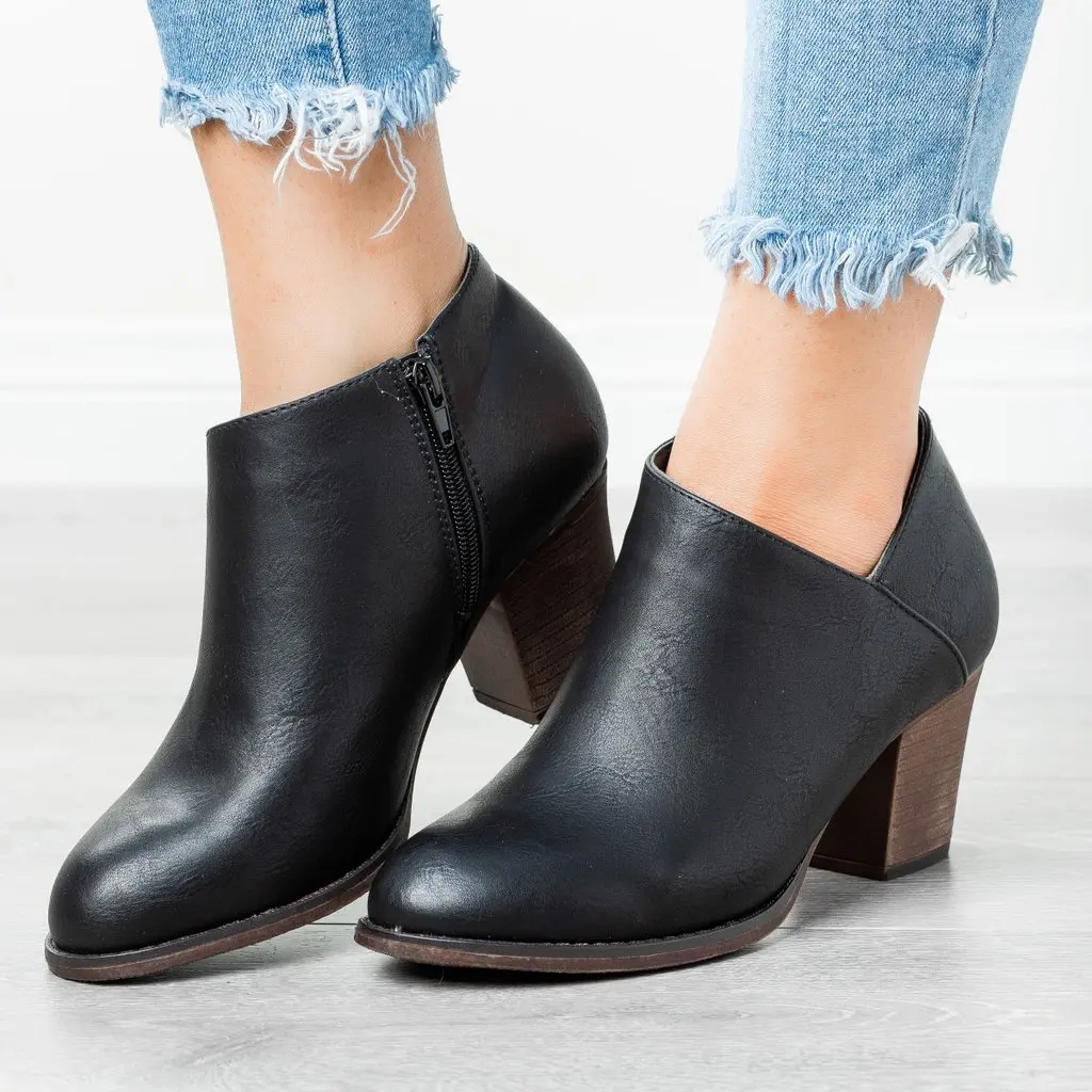 2020 Pointed Toe Casual Ladies Fashion Autumn Ankle Women Boots Heel Slip On Women Female Heels Single Shoes
2020 Pointed Toe Casual Ladies Fashion Autumn Ankle Women Boots Heel Slip On Women Female Heels Single Shoes