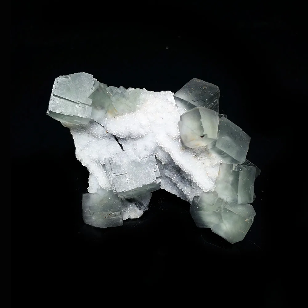 191g A7-3gy Natural Green Fluorite Mineral Crystal Specimen Home Decoration From Fujian Province China
191g A7-3gy Natural Green Fluorite Mineral Crystal Specimen Home Decoration From Fujian Province China