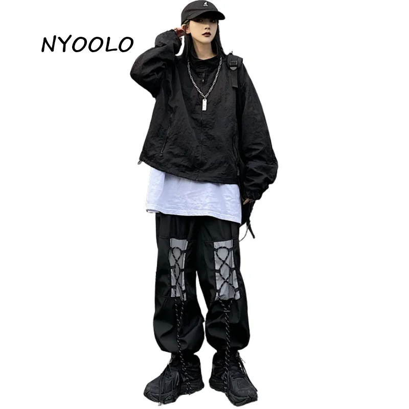 NYOOLO Harajuku Streetwear Drawstring Reflective Patchwork Elastic Waist Hip Hop Pants Women Men Autumn Skateboard Sportwear
NYOOLO Harajuku Streetwear Drawstring Reflective Patchwork Elastic Waist Hip Hop Pants Women Men Autumn Skateboard Sportwear