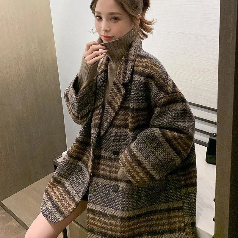 Women's Suit Jacket Autumn Winter New Loose Plaid Double Breasted All-match Tweed Mid-length Woolen Coat Korean Office Lady Wear
Women's Suit Jacket Autumn Winter New Loose Plaid Double Breasted All-match Tweed Mid-length Woolen Coat Korean Office Lady Wear