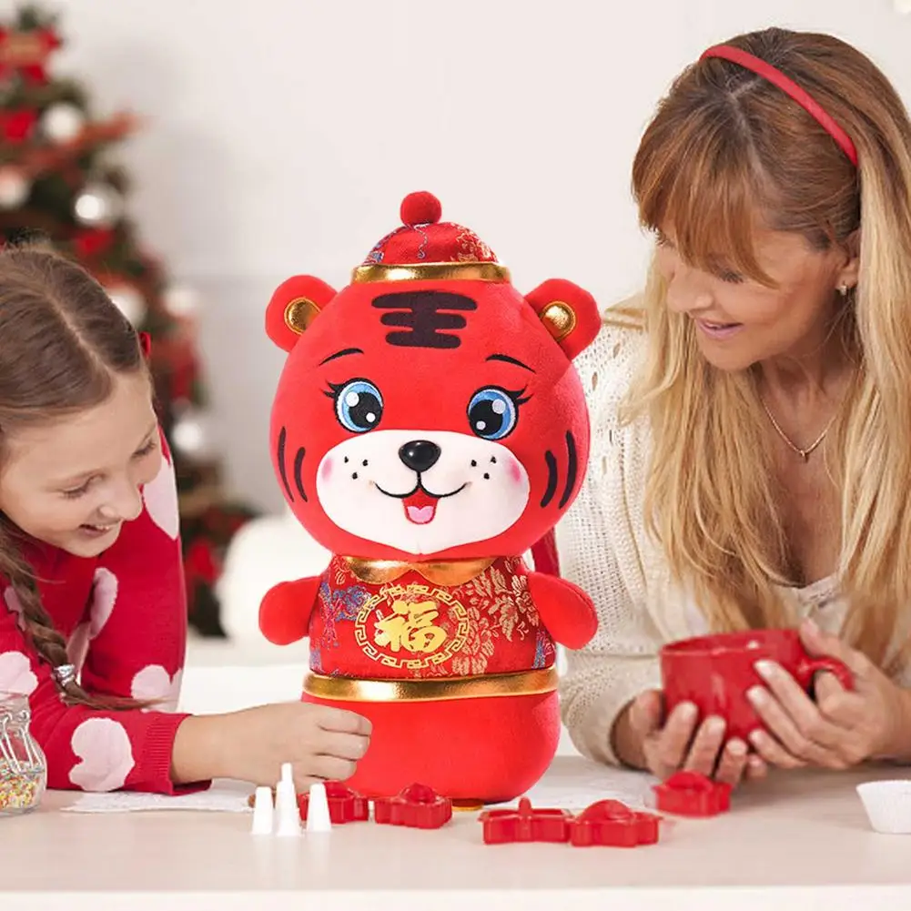 2022 New Year Decoration Lunar Year Of The Tiger Spring Festival Decor Plush Toy Doll Tang Suit Tiger Doll Children Gift
2022 New Year Decoration Lunar Year Of The Tiger Spring Festival Decor Plush Toy Doll Tang Suit Tiger Doll Children Gift