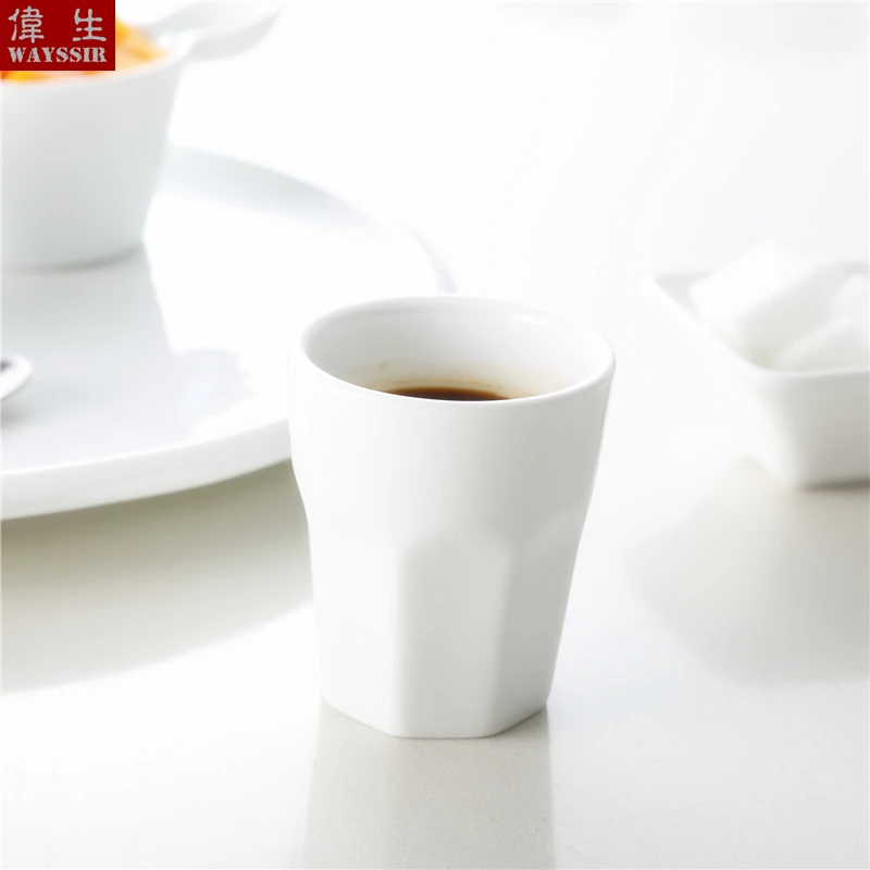 Octagonal Sauce Cup White Porcelain Restaurant Dinner Breakfast Buffet Sauce Dish Household Ceramics Tableware Oil Dispenser 
Octagonal Sauce Cup White Porcelain Restaurant Dinner Breakfast Buffet Sauce Dish Household Ceramics Tableware Oil Dispenser