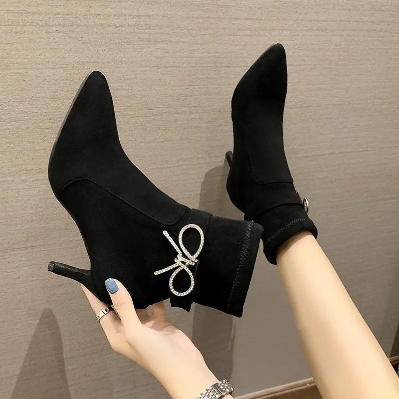 JINJIN-TN55-2021 Women High Heel Boots Fashion Feminine Ankle Boots Sexy Single boot stiletto pointed suede High heels
JINJIN-TN55-2021 Women High Heel Boots Fashion Feminine Ankle Boots Sexy Single boot stiletto pointed suede High heels