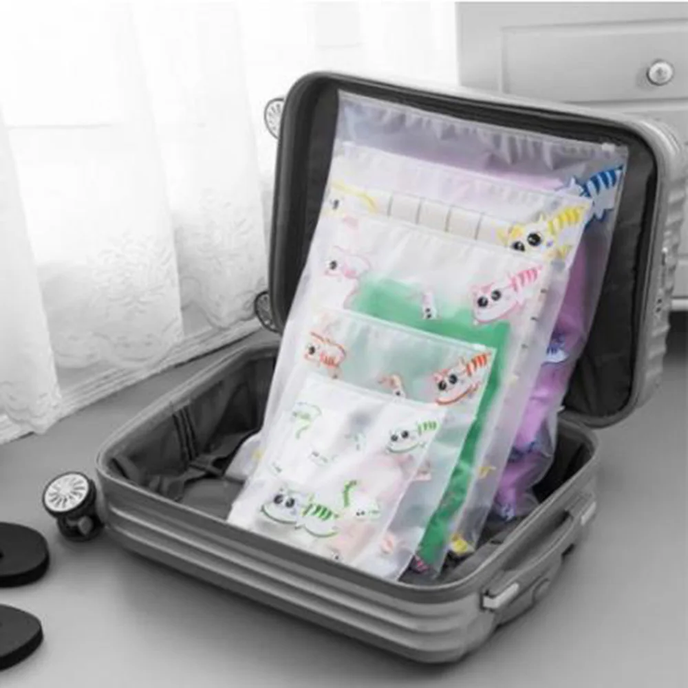 Transparent Clothes Storage Bag Luggage Waterproof Storage Bag Cute Cat Print Plastic Travel Organizer with Lock
Transparent Clothes Storage Bag Luggage Waterproof Storage Bag Cute Cat Print Plastic Travel Organizer with Lock