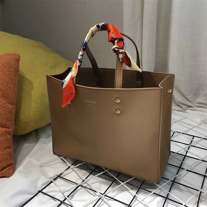 New fashion simple large bag handbag OL intellectual ladies bag tote bag briefcase bag single shoulder son mother bag
New fashion simple large bag handbag OL intellectual ladies bag tote bag briefcase bag single shoulder son mother bag