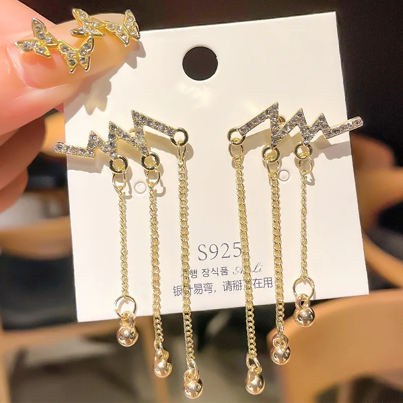 Bohemia Wave Heartbeat Tassel Women Earring 14K Real Gold Zirconia Lightning Stud Earrings Wedding Jewelry for Bridal Accessorie
Bohemia Wave Heartbeat Tassel Women Earring 14K Real Gold Zirconia Lightning Stud Earrings Wedding Jewelry for Bridal Accessorie