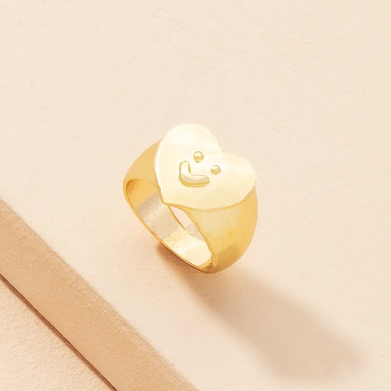 New Simple Cute Gold Color Heart Smiley Face Finger Ring For Women Fashion Vintage Party Jewelry Ring Gift
New Simple Cute Gold Color Heart Smiley Face Finger Ring For Women Fashion Vintage Party Jewelry Ring Gift