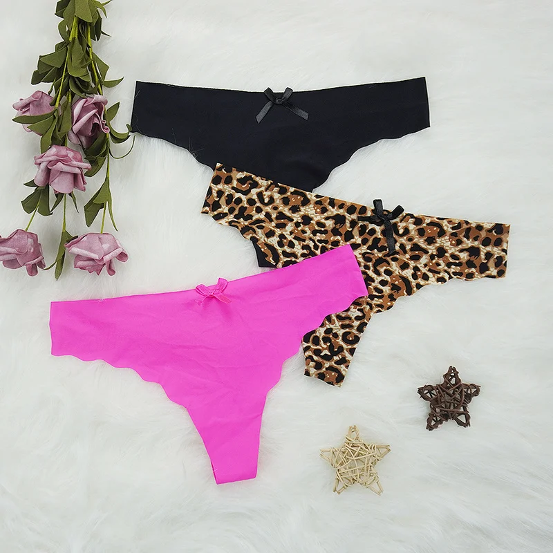 Women's Seamless Panties Thongs Woman Plus Size Ice Silk Underpants Sexy Leopard Printed String Bow Shorts
Women's Seamless Panties Thongs Woman Plus Size Ice Silk Underpants Sexy Leopard Printed String Bow Shorts