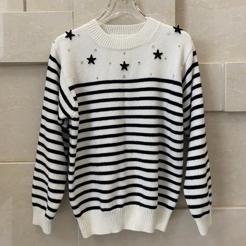 Black White Beaded Diamond-Studded Five-Pointed Star Pullover Knit Casual Sweater 2022 Spring Runway Brand Women Top Clothes
Black White Beaded Diamond-Studded Five-Pointed Star Pullover Knit Casual Sweater 2022 Spring Runway Brand Women Top Clothes
