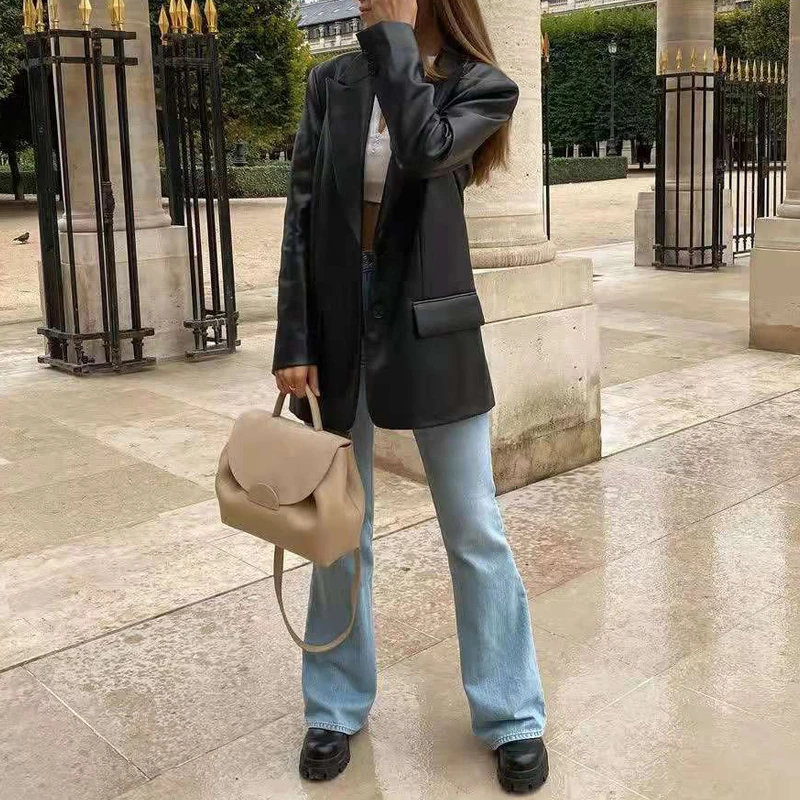 Women's Leather Jacket 2021 Autumn Winter Casual PU Loose Jackets Female Streetwear Spring Fashion Faux Fur black Blazer Coat
Women's Leather Jacket 2021 Autumn Winter Casual PU Loose Jackets Female Streetwear Spring Fashion Faux Fur black Blazer Coat