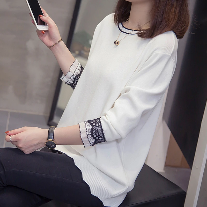 Wave color knitted top, stitching, oversized sweater, lace decoration, fashion, autumn and winter, 2021
Wave color knitted top, stitching, oversized sweater, lace decoration, fashion, autumn and winter, 2021