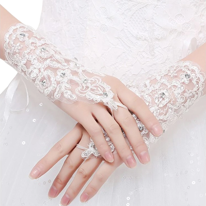 Women High Quality Fingers Short Paragraph Elegant Rhinestone Wedding Gloves U90E
Women High Quality Fingers Short Paragraph Elegant Rhinestone Wedding Gloves U90E