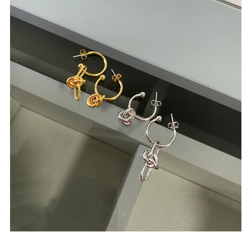 Timeless Wonder Geo Knot Asymmetric Stud Earrings Women Jewelry Goth Boho Designer Ins Trendy Hiphop Rare Cute Gift Hiphop 2315
Timeless Wonder Geo Knot Asymmetric Stud Earrings Women Jewelry Goth Boho Designer Ins Trendy Hiphop Rare Cute Gift Hiphop 2315