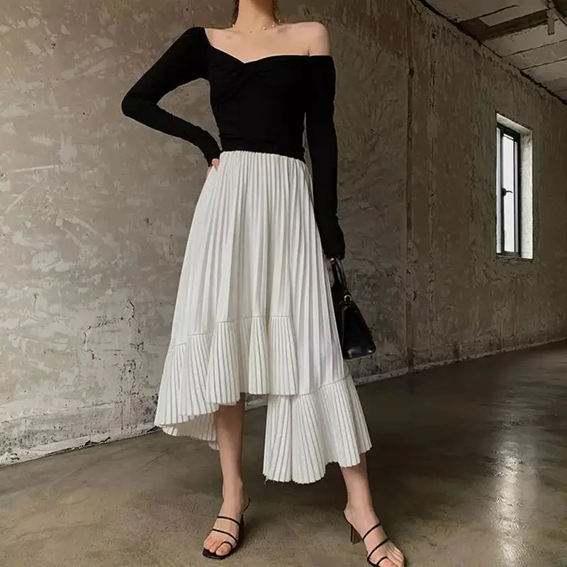 Irregular Women Skirts Solid Pleated Streetwear Asymmetrical High Waist Chiffon Korean Style Fashion Chic Harajuku Simple New
Irregular Women Skirts Solid Pleated Streetwear Asymmetrical High Waist Chiffon Korean Style Fashion Chic Harajuku Simple New
