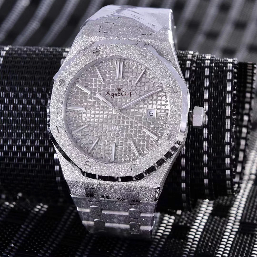 Classic New Men Automatic Mechanical Watch Stainless Steel Silver Matte Crystal Diver Sapphire Sport Watches Blue Grey AAA+
Classic New Men Automatic Mechanical Watch Stainless Steel Silver Matte Crystal Diver Sapphire Sport Watches Blue Grey AAA+